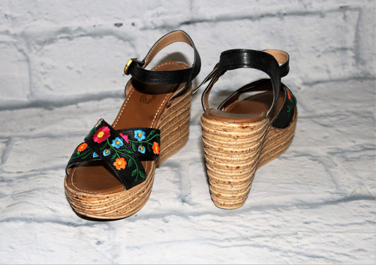 Bella Wedges