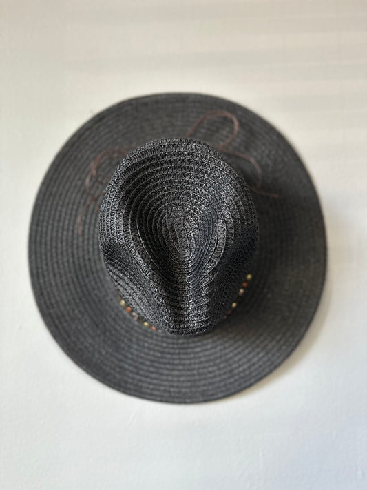 Vamos Pa La Playa Sombrero