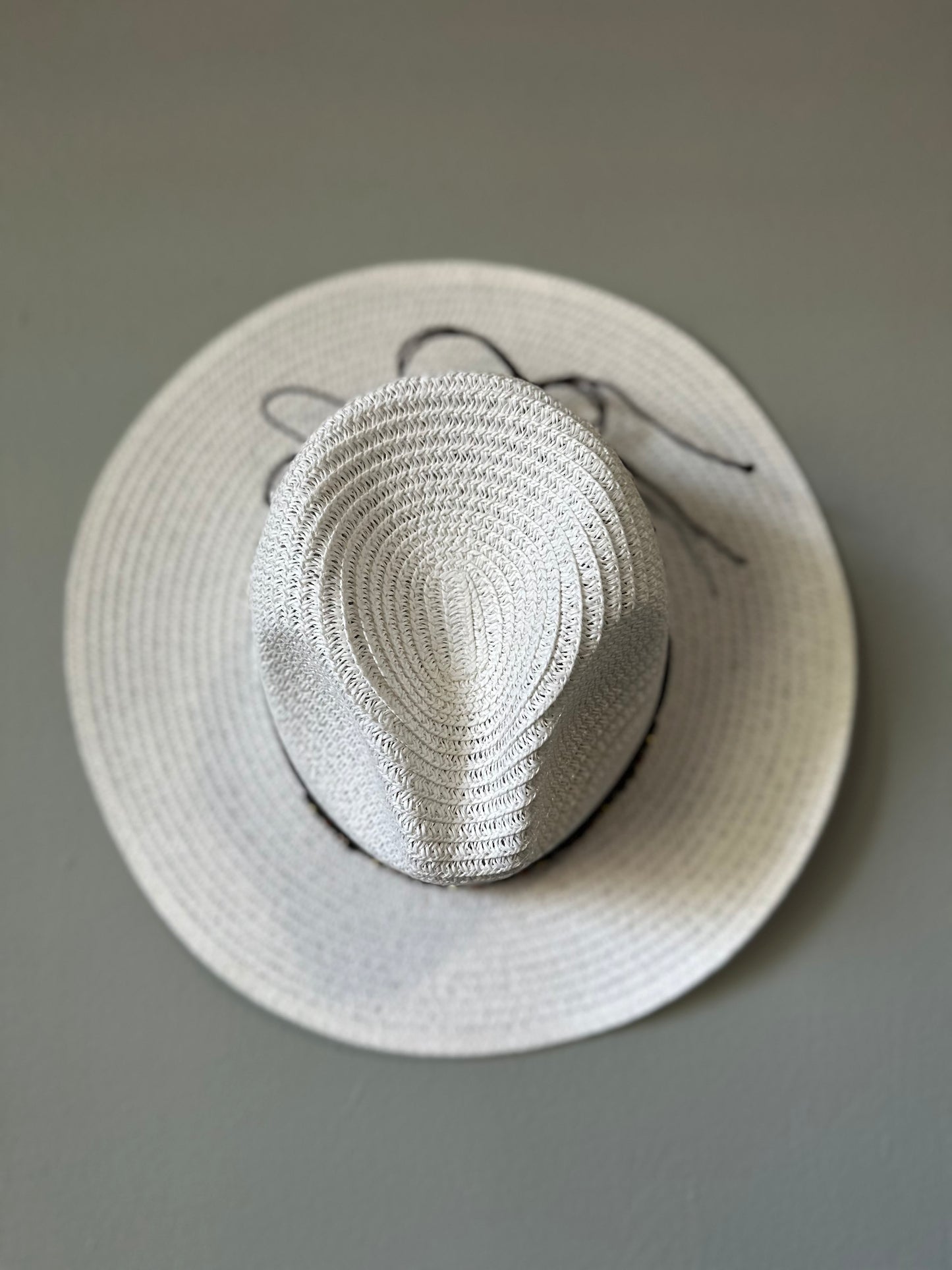 Vamos Pa La Playa Sombrero